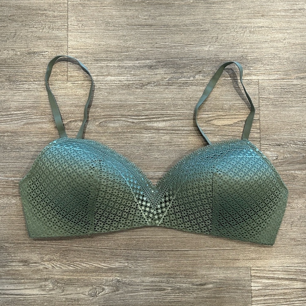 Maidenform Teal Lace Bra